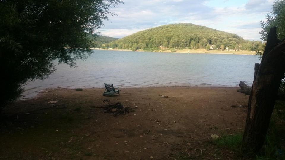 Turisticka Ubytovna Hotel Divin Luaran gambar