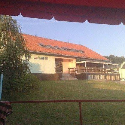 Turisticka Ubytovna Hotel Divin Luaran gambar